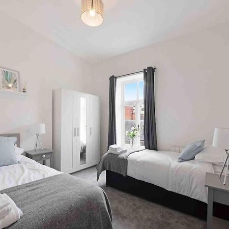 Town Center Apartment In Bishops Stortford Birchanger Экстерьер фото