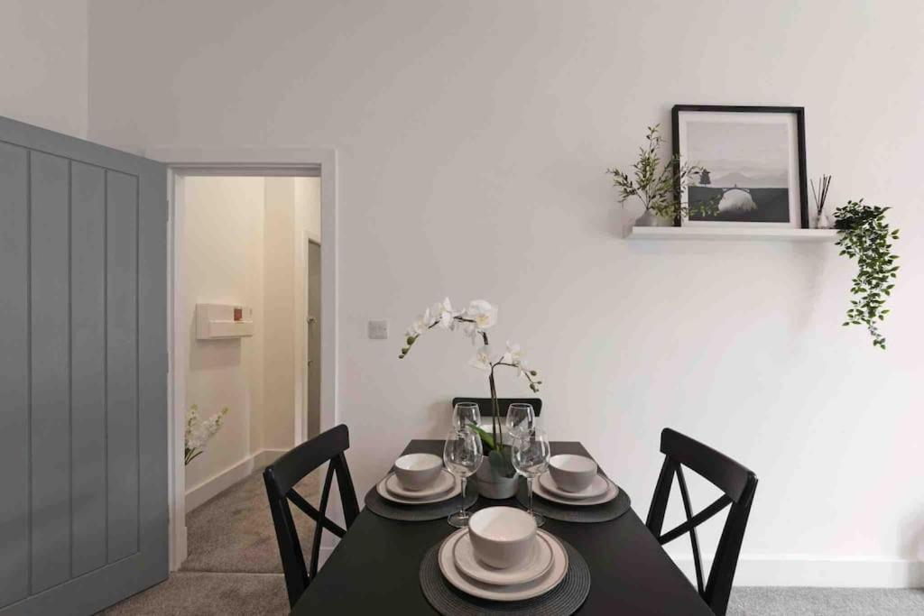 Town Center Apartment In Bishops Stortford Birchanger Экстерьер фото