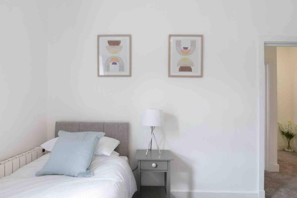 Town Center Apartment In Bishops Stortford Birchanger Экстерьер фото