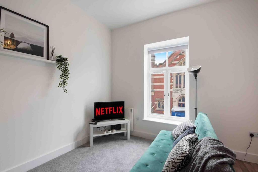 Town Center Apartment In Bishops Stortford Birchanger Экстерьер фото