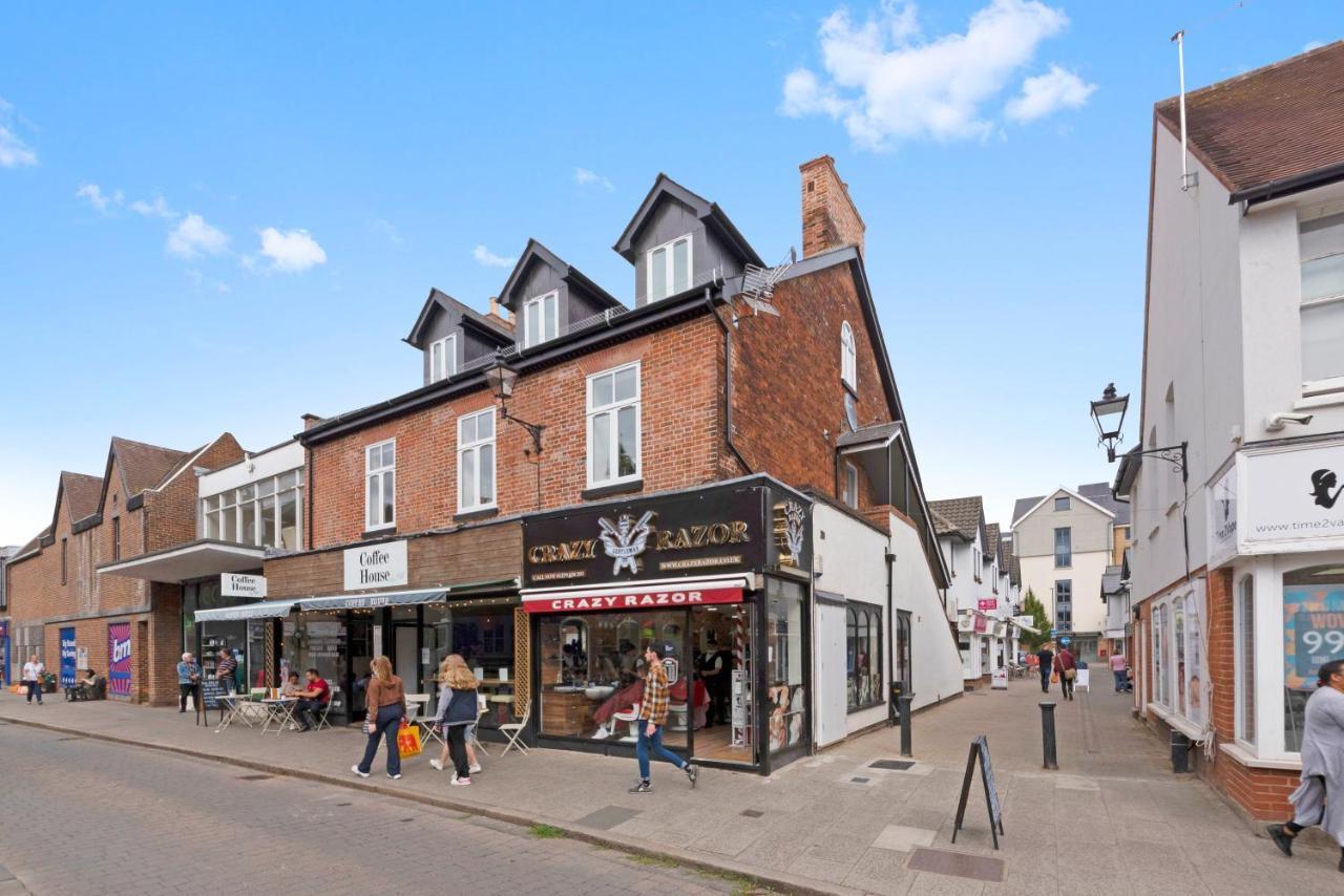 Town Center Apartment In Bishops Stortford Birchanger Экстерьер фото